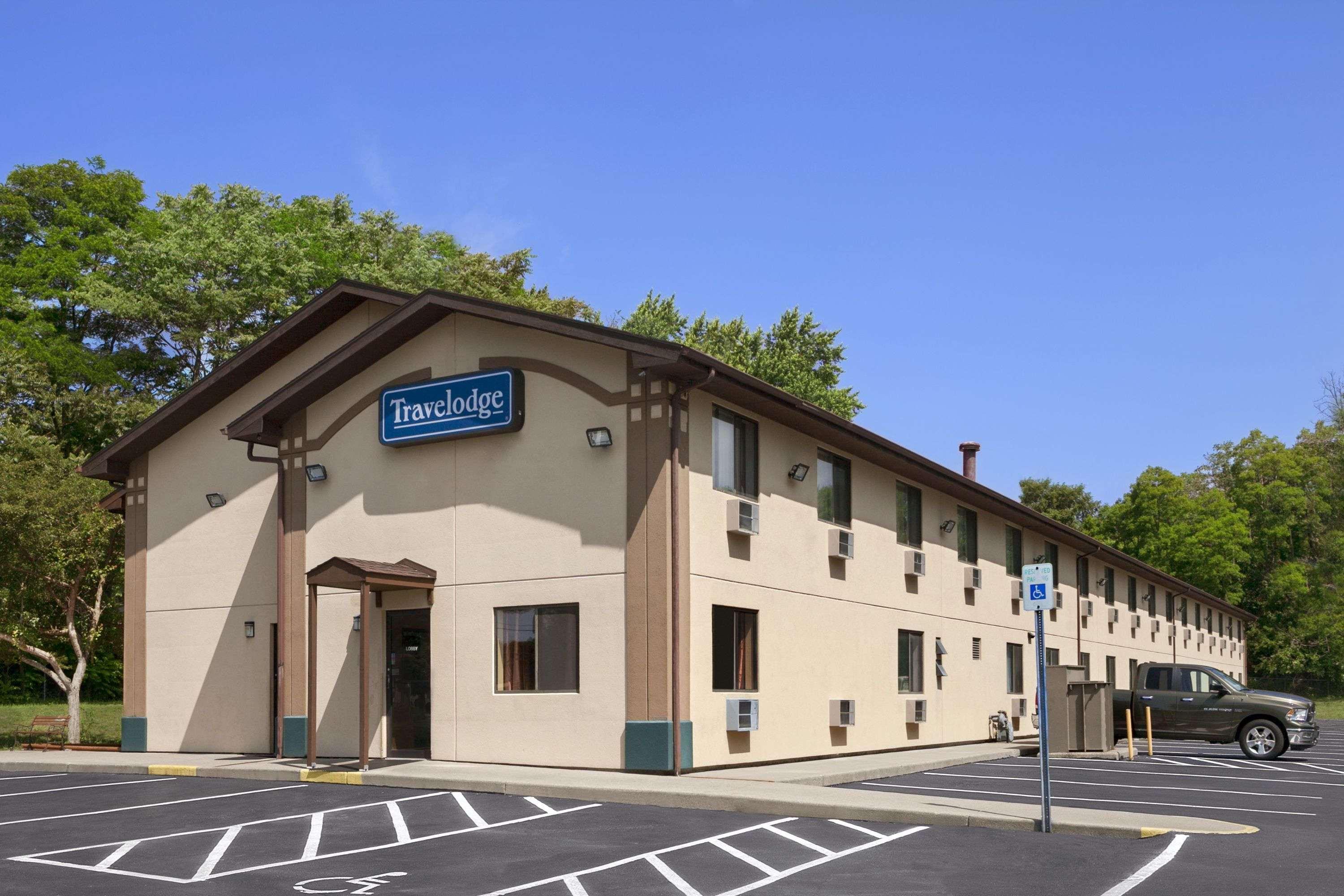 Travelodge By Wyndham Маскигон Экстерьер фото