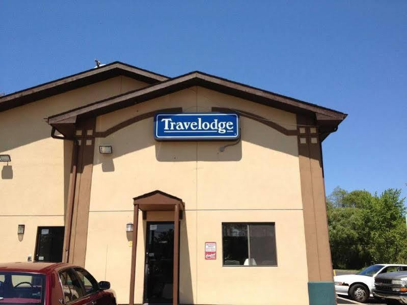 Travelodge By Wyndham Маскигон Экстерьер фото